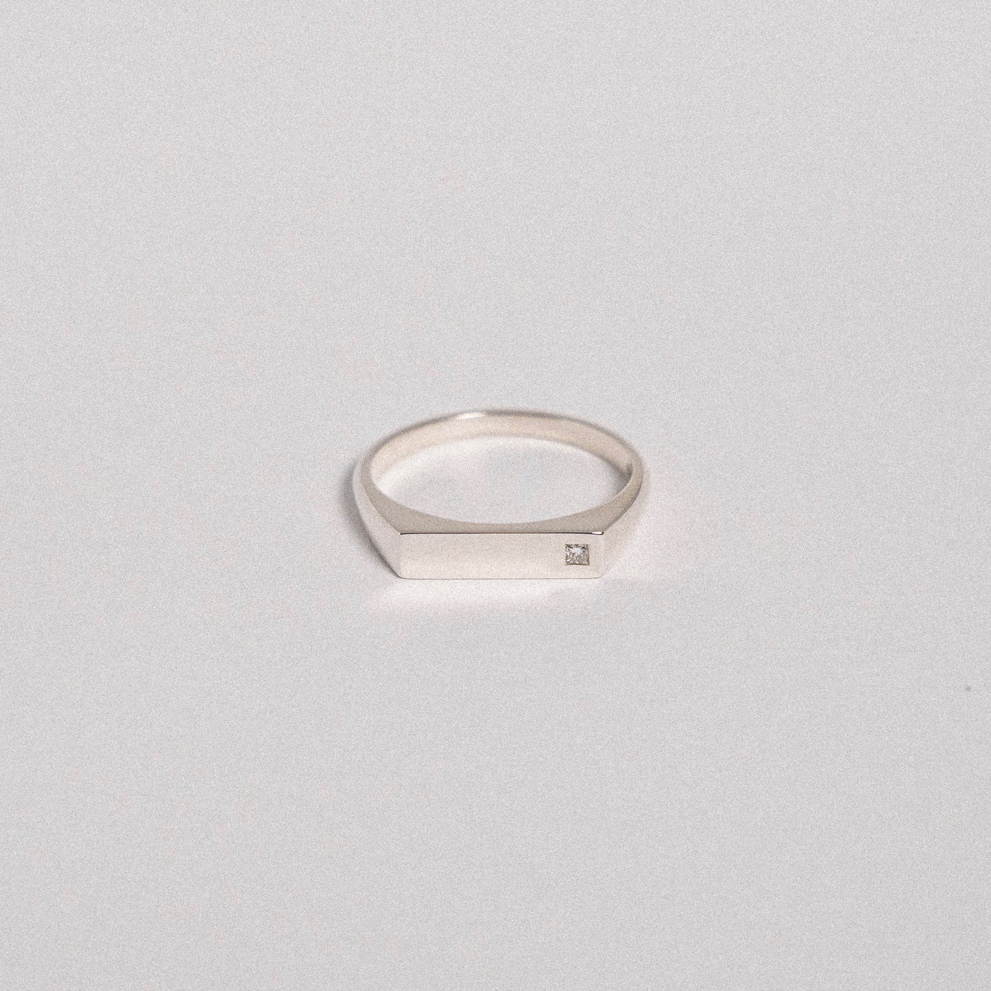 eucalypt ring with gem