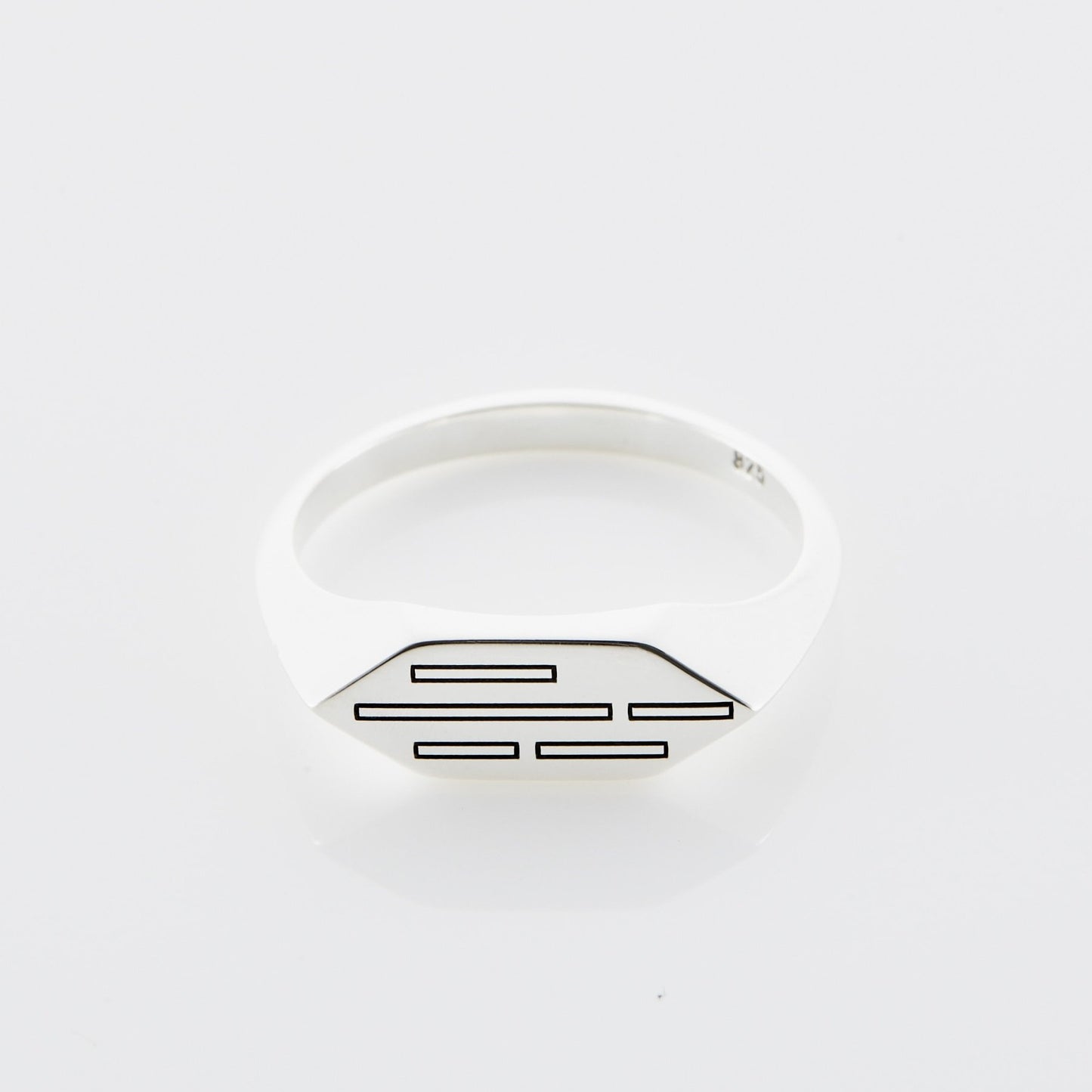 vault ring 002